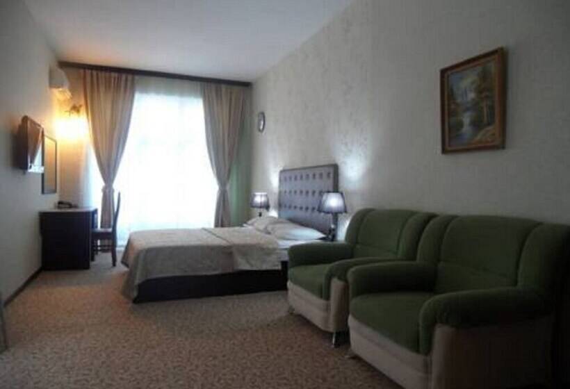 اتاق استاندارد, Avand