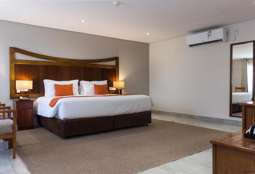 اتاق لوکس با تخت بزرگ, Cresta Jwaneng