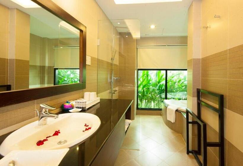 Deluxe Room Garden View, Famiana Resort & Spa Complimentary Airport Shuttle