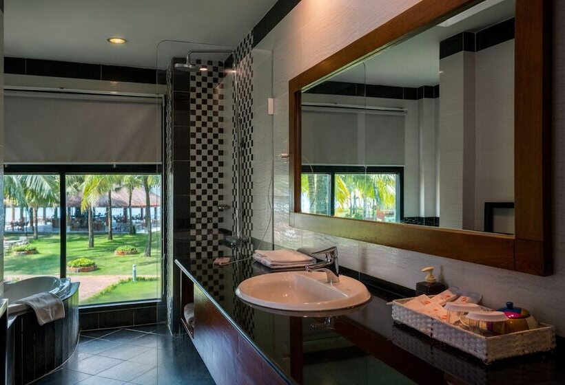 Deluxe Room Sea View, Famiana Resort & Spa Complimentary Airport Shuttle