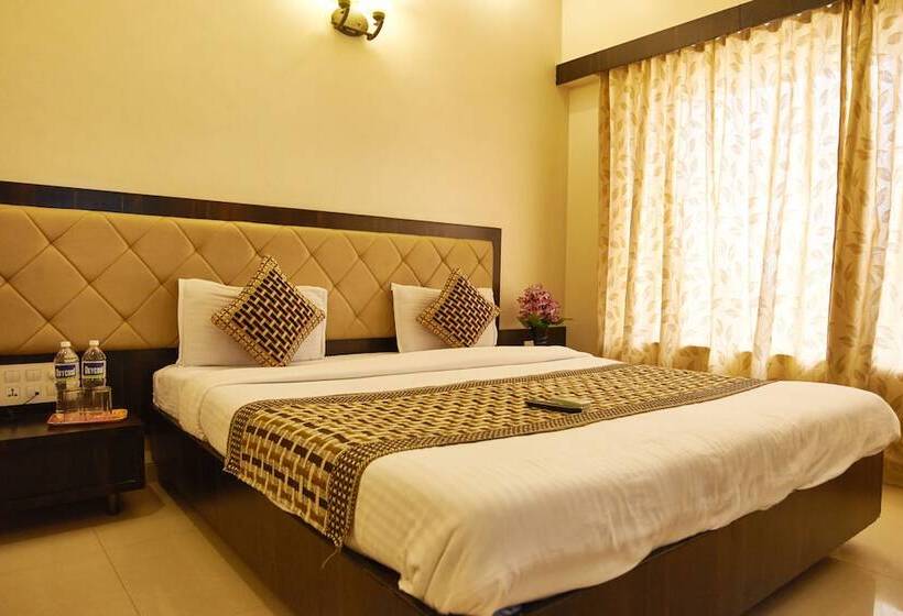 디럭스 룸, Ganpati Palace Shirdi Newly Renovated
