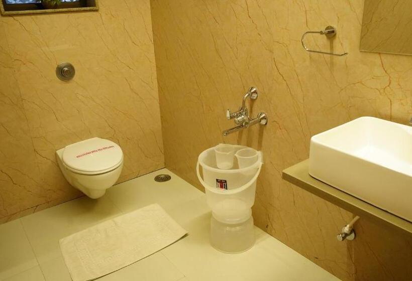 디럭스 룸, Ganpati Palace Shirdi Newly Renovated