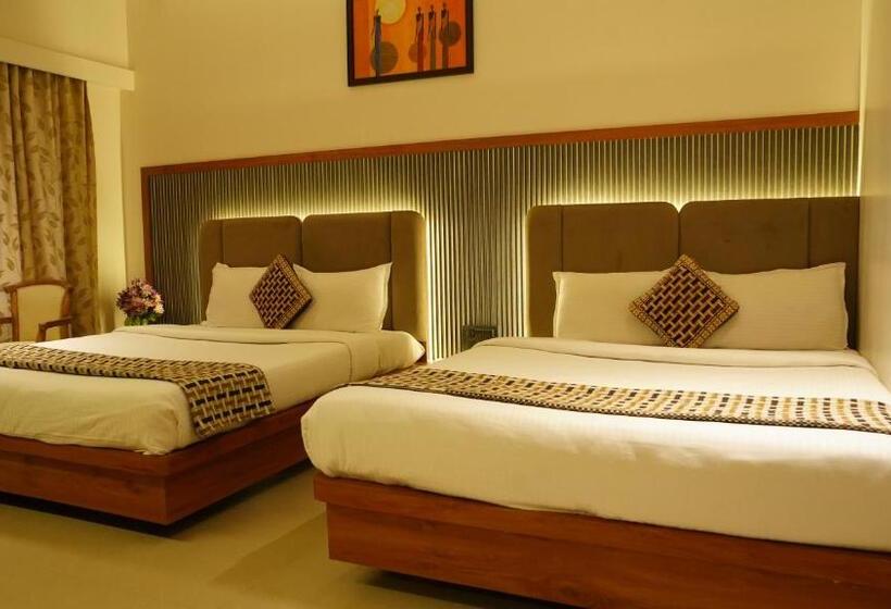 4인용 스탠다드 룸, Ganpati Palace Shirdi Newly Renovated