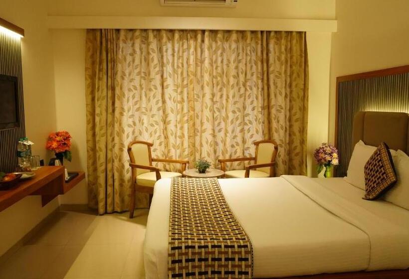 4인용 스탠다드 룸, Ganpati Palace Shirdi Newly Renovated