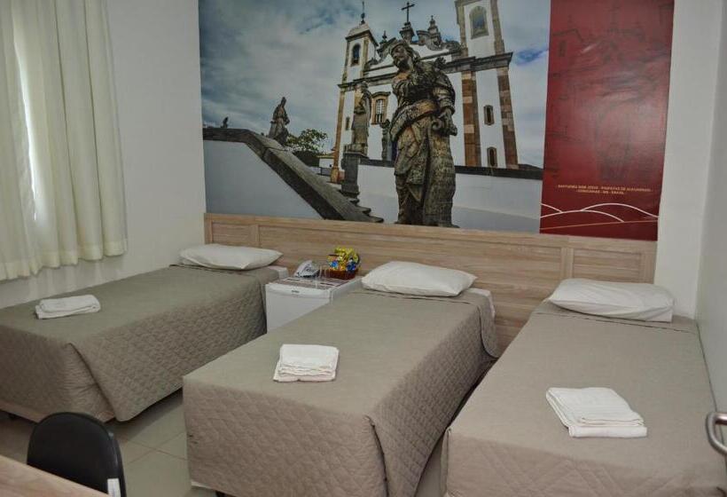 חדר סטנדרט לשלושה, Grande Minas