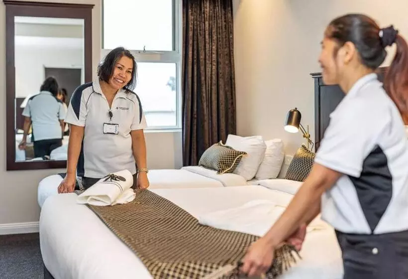 سوییت, International Hotel Wagga Wagga