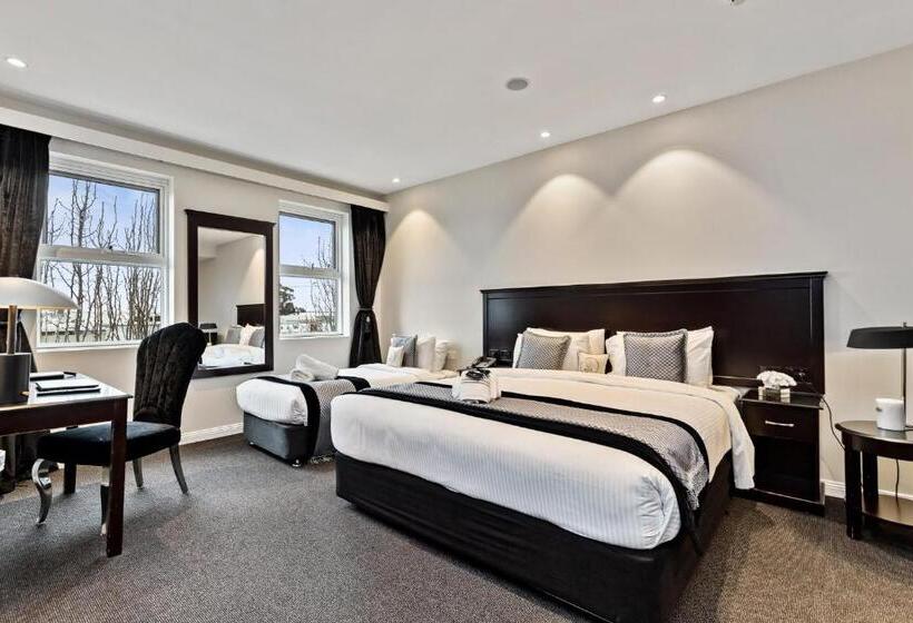 스위트, International Hotel Wagga Wagga