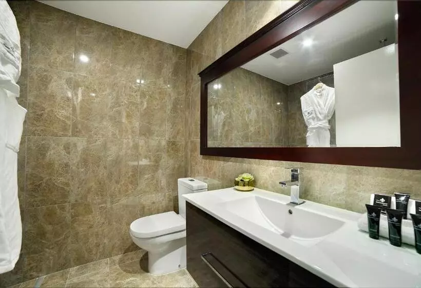اتاق لوکس خانوادگی, International Hotel Wagga Wagga