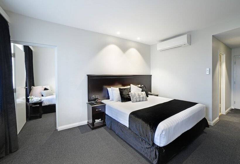 جناح غرفتين نوم, International Hotel Wagga Wagga