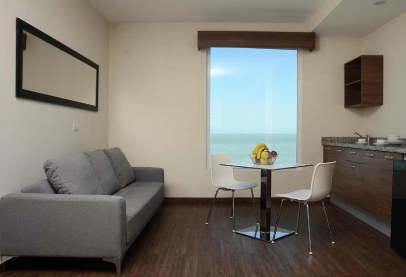 带大床的小型套房, La Venta Inn Ciudad Del Carmen
