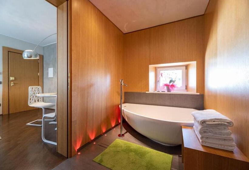 سوییت, Suite Inn