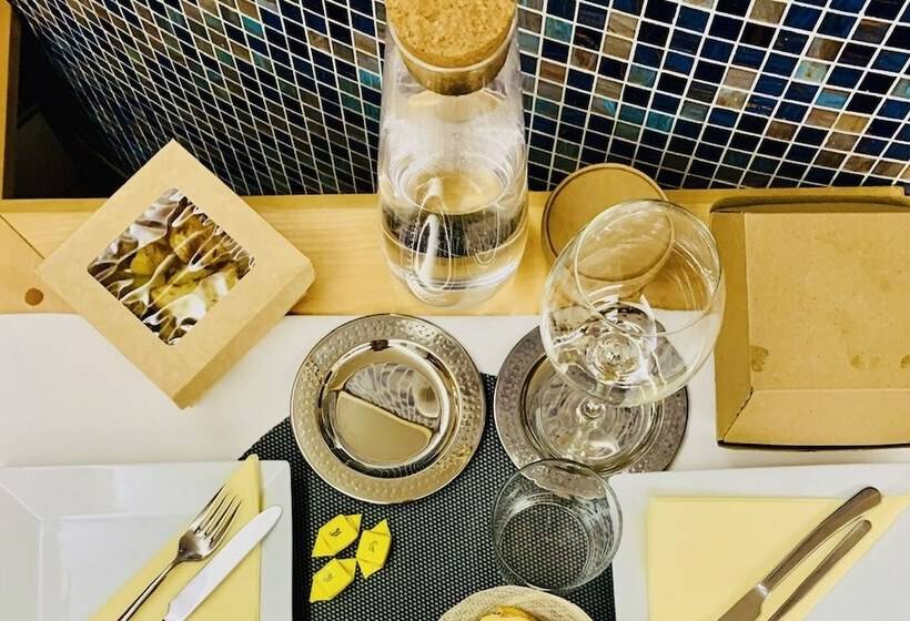 اتاق سوپریور, Suite Inn