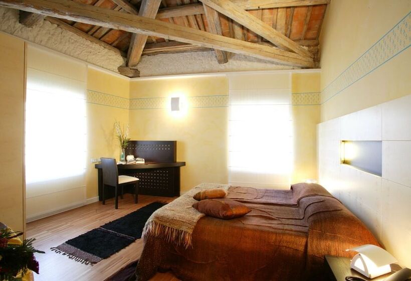 اتاق سوپریور, Suite Inn