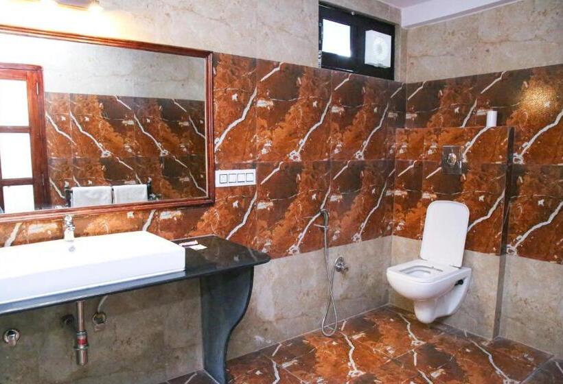 Quarto standard, Yogis Guest House