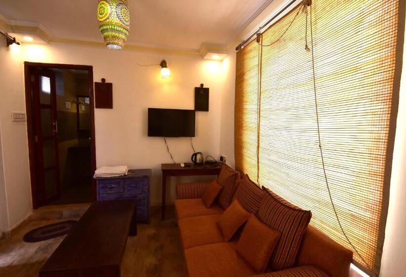 Quarto standard, Yogis Guest House