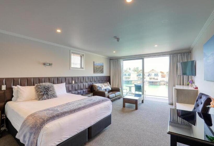 استودیوی استاندارد, Marsden Lake Resort Central Otago