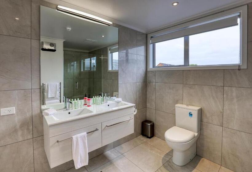 اتاق سوپریور, Marsden Lake Resort Central Otago