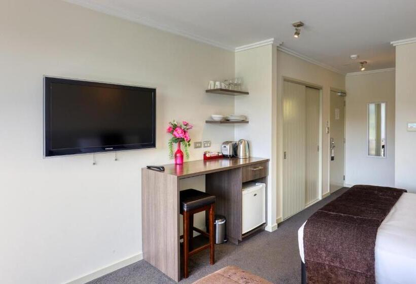 اتاق استاندارد سه نفره, Marsden Lake Resort Central Otago