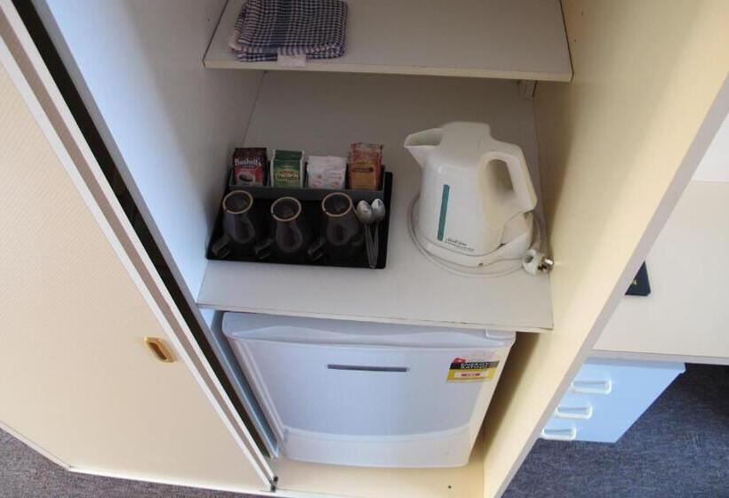 家庭间, Greenslopes Motor Inn