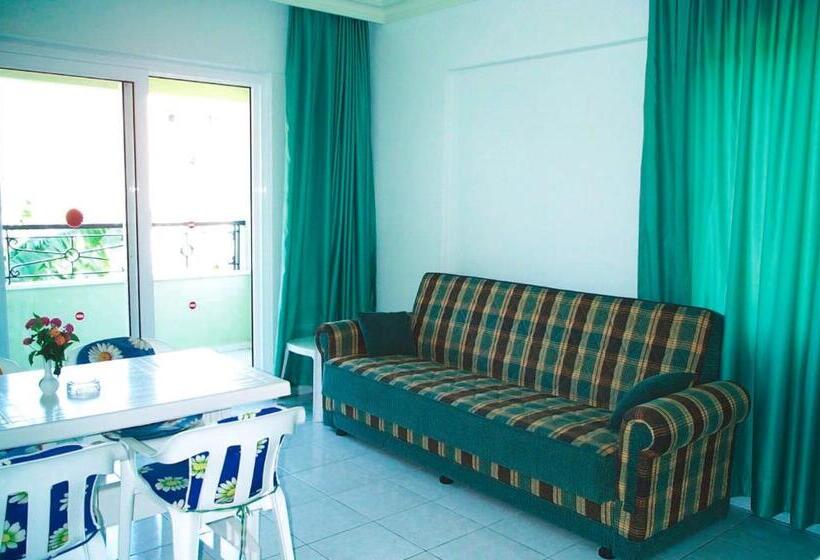 شقة غرفة واحدة, Parkmar Apart