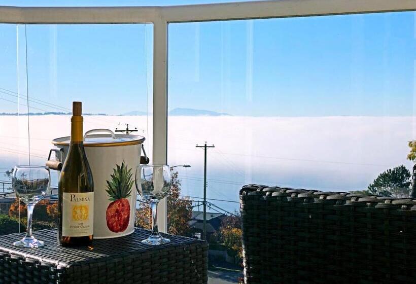 Standard Szoba King Size Bed, Star Of The Sea Guest House