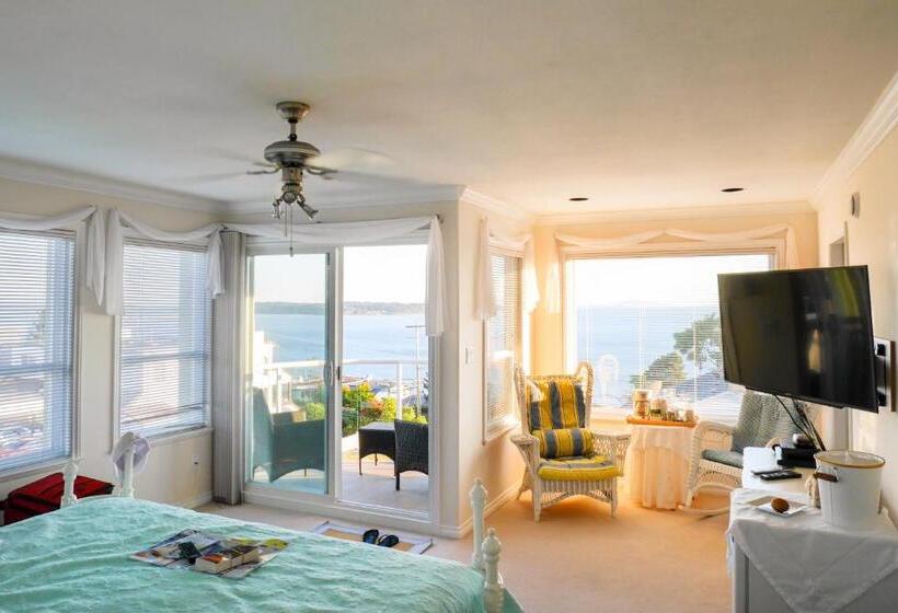 Standard Szoba King Size Bed, Star Of The Sea Guest House