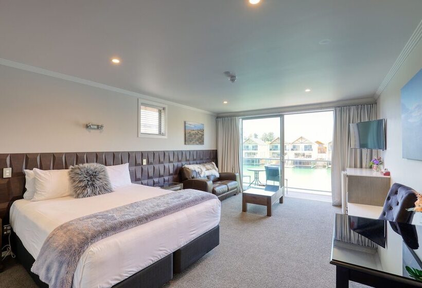 استودیوی استاندارد, Marsden Lake Resort Central Otago