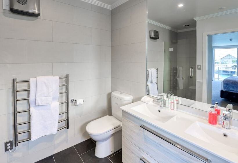 استودیوی استاندارد, Marsden Lake Resort Central Otago