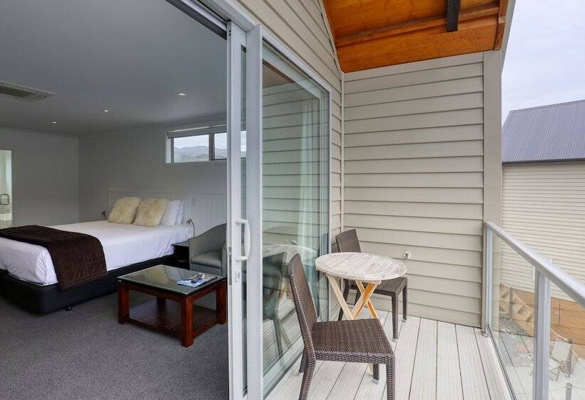 استودیوی سوپریور, Marsden Lake Resort Central Otago