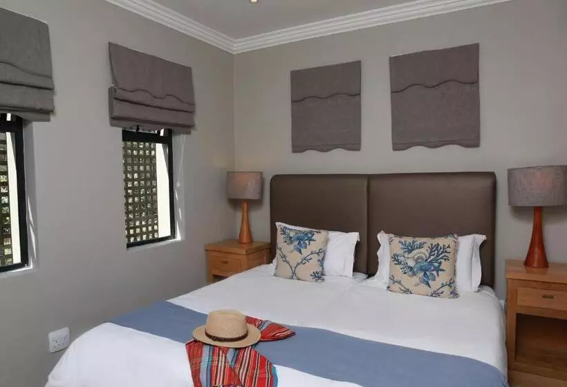 ツーベッドルーム　ヴィラ, Brenton Haven Beachfront Resort