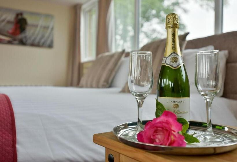 Номер Superior, Edenhall Country