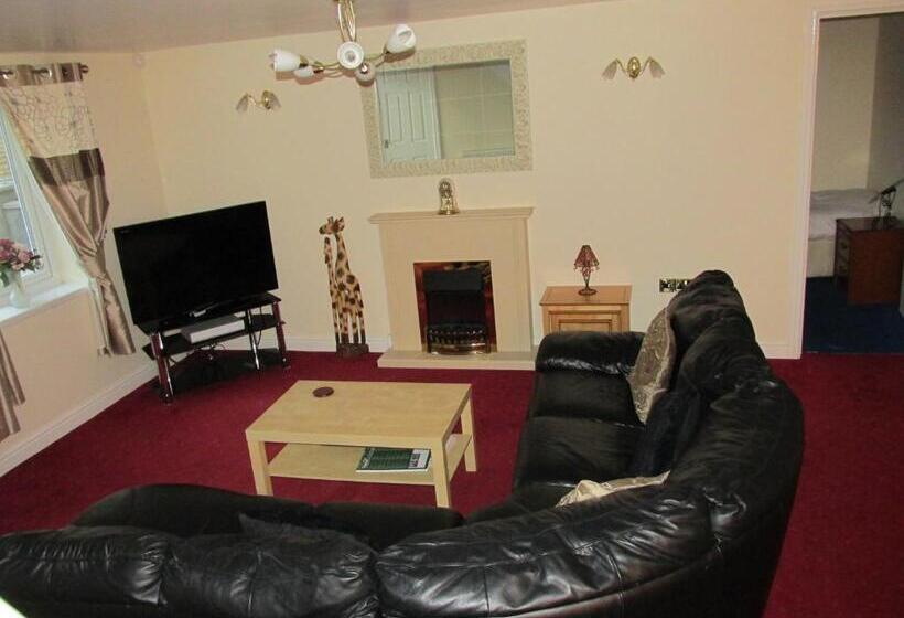 Апартаменты 1 Спальня, Edenhall Country