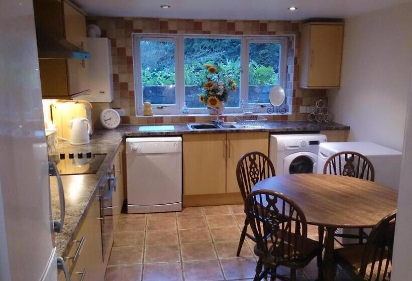 Апартаменты 1 Спальня, Edenhall Country