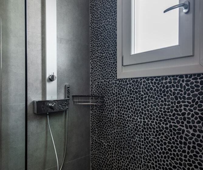 Стандартный Номер Нижний Этаж, En Milo