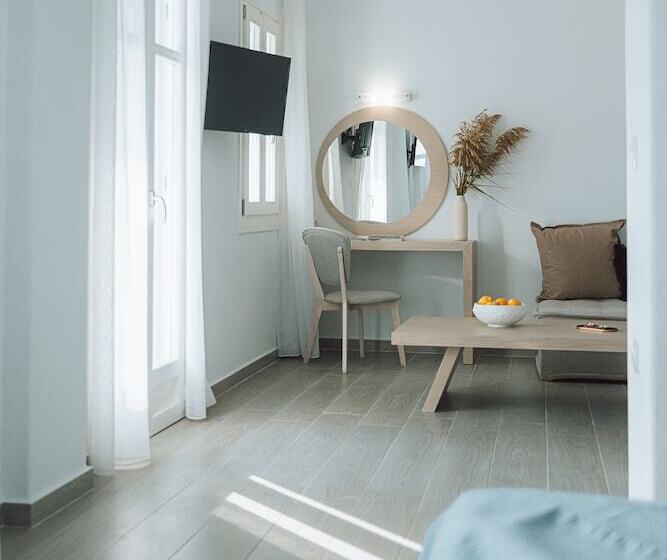 Полулюкс Вид на Море, En Milo