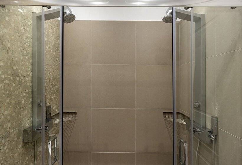 Полулюкс Вид на Море, En Milo