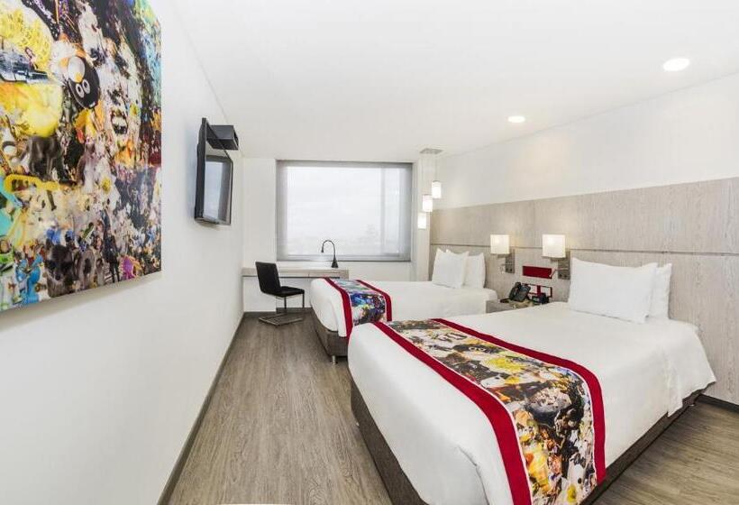 标准间, Black Tower Premium