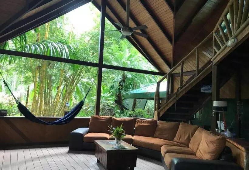 ガーデンビューの１ベッドルームビラ, Casa Manglar Villa