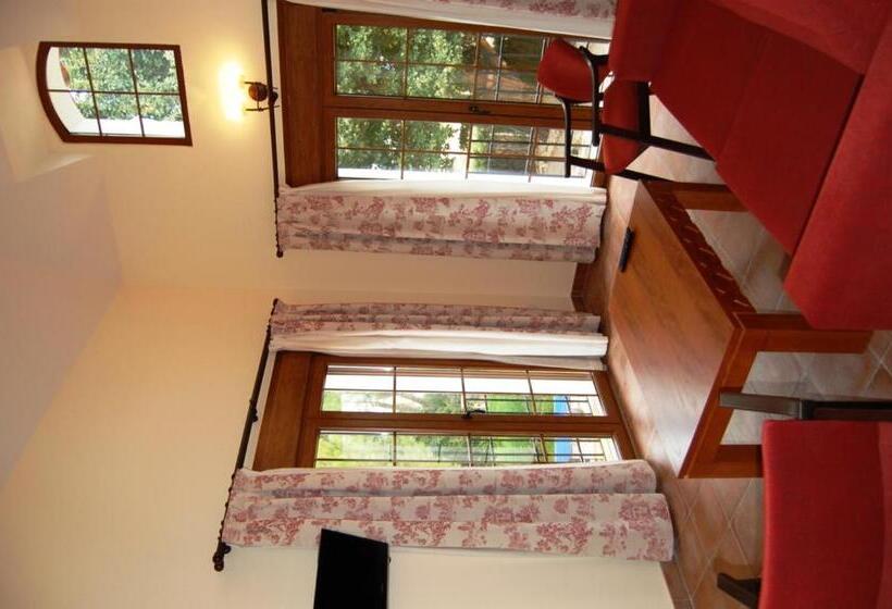 سوییت, El Cortijo De Daimiel