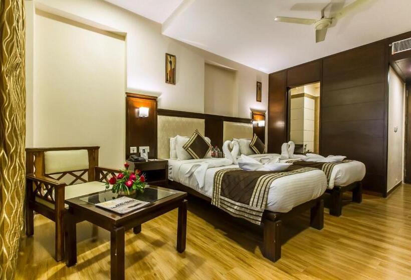 اتاق استاندارد, Golden Manor By Brand My