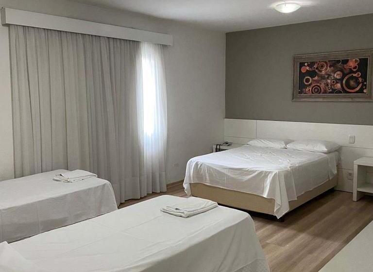 スーペリアの４人部屋, Guest