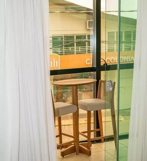 Executive-huone, Guest