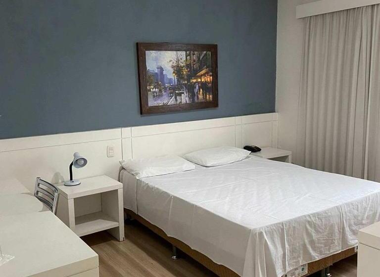 エクゼクティブルーム, Guest