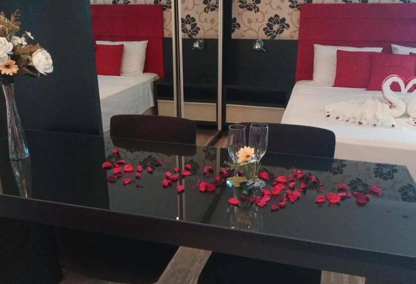 ハイドロマッサージバス付きスイート, Guest