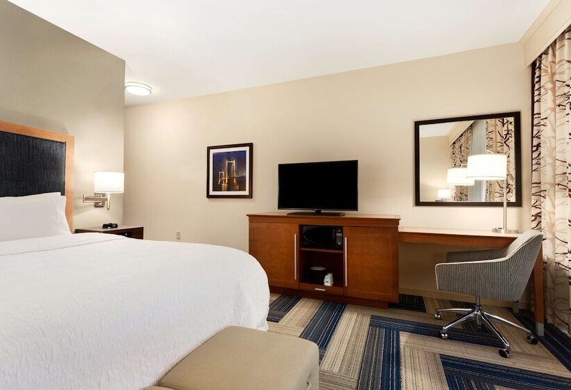 身障者適用キングサイズベッドルーム, Hampton Inn Kennewick At Southridge
