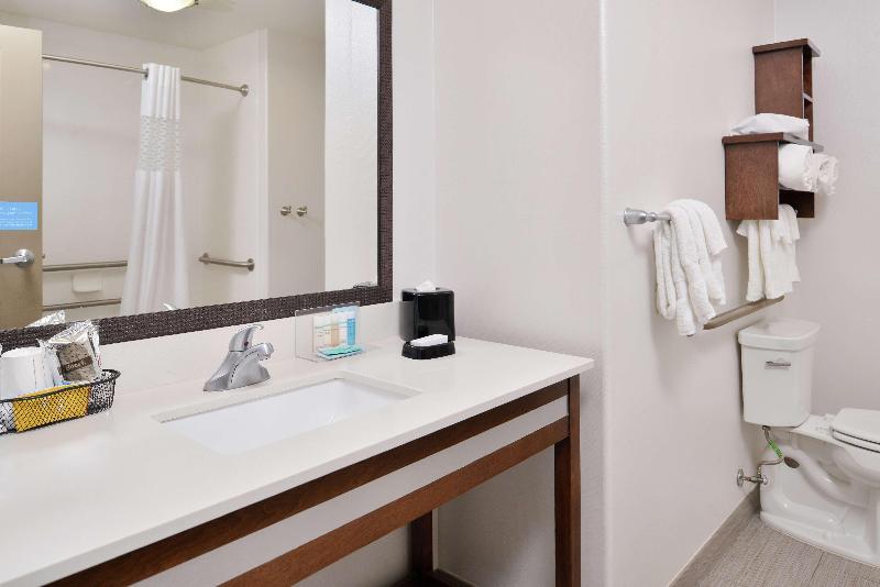 חדר סטנדרט עם מיטת קינג, Hampton Inn & Suites Hutto Austin