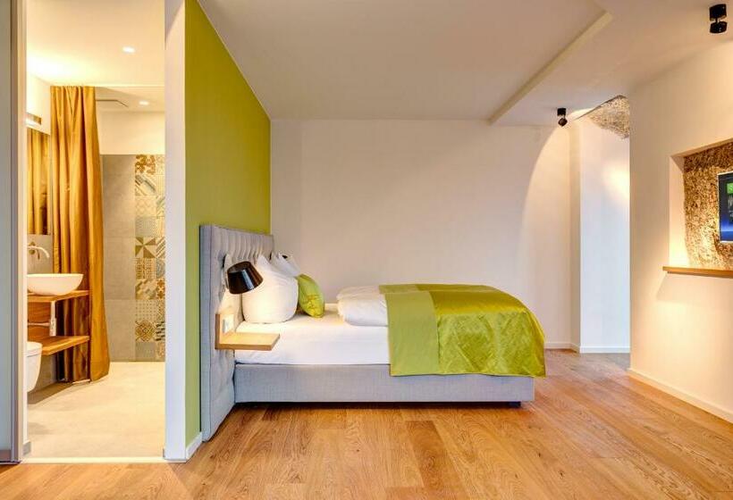 Estudio Estándar, Im Bunker