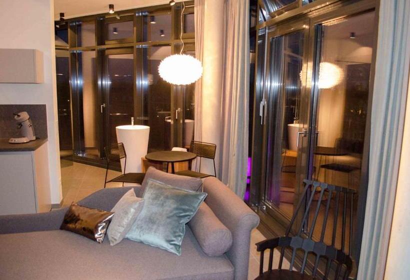 Suite Ático, Im Bunker