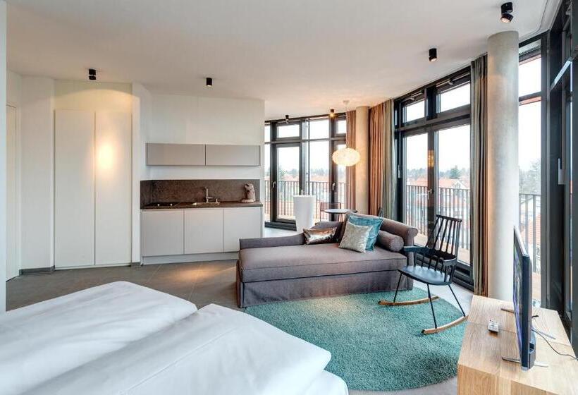 Suite Ático, Im Bunker