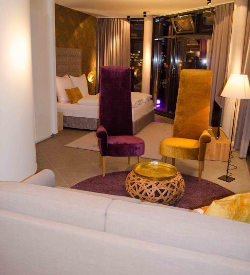 Apartamento Ático 1 Dormitorio, Im Bunker